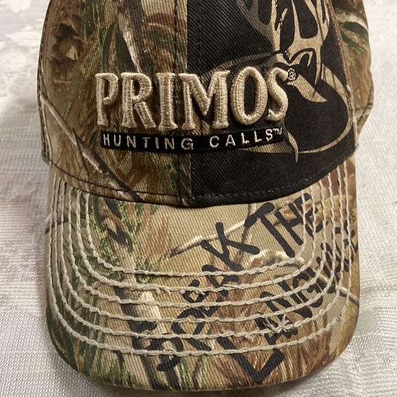 Primos Hunting Calls Camo Cap Hat Speak The Language Written on Brim Sz L/XL - Picture 6 of 9